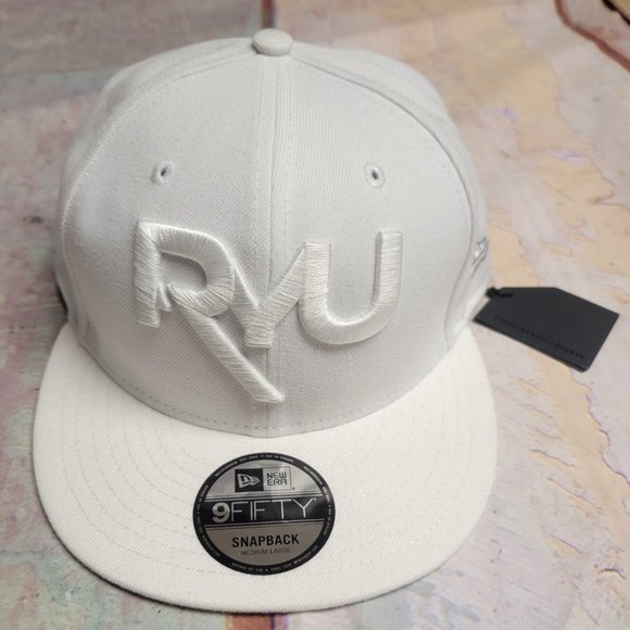 RYU Respect Your Universe Optic White Logo Snapback Medium Large Hat Cap MSRP $3 - Picture 2 of 4